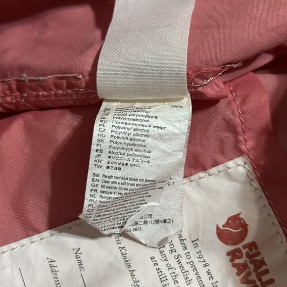 Fjällräven Kånken Pink Backpack - Picture 11 of 16